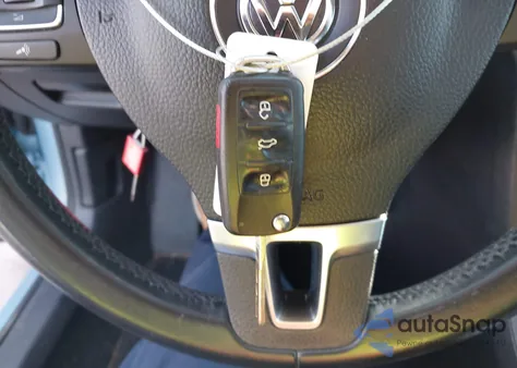 2013 Volkswagen Passat 2.5L Se из США, поврежденный, VIN 1VWBP7A37DC010855